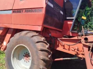 Colheitadeira Massey 5650 em Aral Moreira, MS
