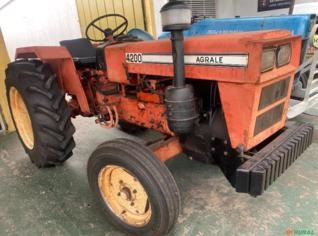 Trator Agrale 4200 - Goiânia