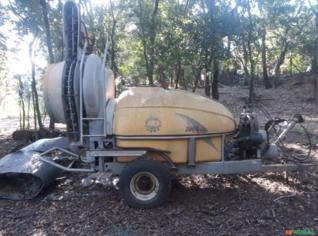 Pulverizador KO 2000 - 2000L, Semi Novo, Completo