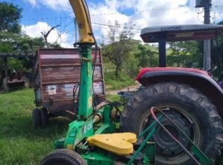 Ensiladeira JF C120 AT 1000 - Quatis/RJ