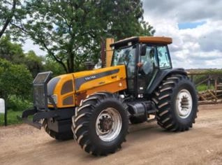 Trator Valtra BH180 2011 - 180cv 4x4 em SP