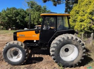 Trator Valtra BM100 - 106cv Turbo