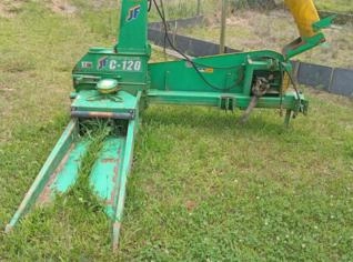 Ensiladeira JF C120 Semi Nova - Alta Performance