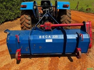 Enleirador semi novo para aviário - Z-kal, 2,20m