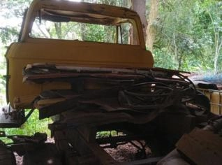 Caminhão Dodge D950 - Ideal para Reforma