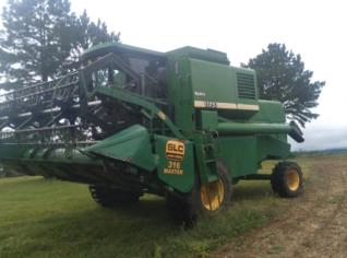 Colheitadeira John Deere 1175 Hydro - Ano 2000