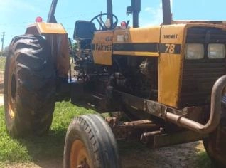 Trator Valmet 78 - 1986 em SP