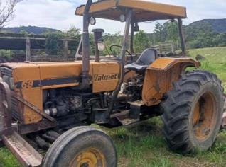 Trator Valmet 68 - 1990 em Ivoti
