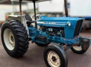 Trator Ford 6600 1983 - Mamborê PR