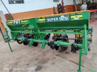 Plantadeira PHT Tatu Reformada