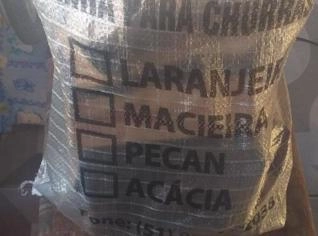 Lenha Frutífera Saco 10 Kg para Churrasco e Defumação