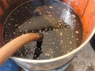 Óleo Lubrificante Usado e Contaminado - Coleta Segura