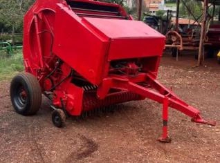 Enfardadeira Agroforn AF120 - Revisada e Pronta