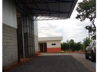 Fábrica de Ração Operando com Equipamentos Novos