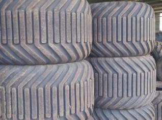 Pneu 710/40-22.5 Seminovo - Goodyear