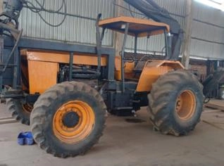Trator Floresta Impecável com Grua Imap 6.5