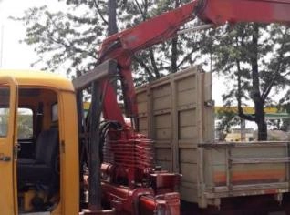 Munck Mandal com 2 Lanças Hidráulicas