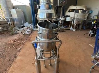 Batedeira Inox 20L Amadio - Paulínia