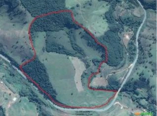 Área rural em Carvalhos, MG - 1 hectare com lazer