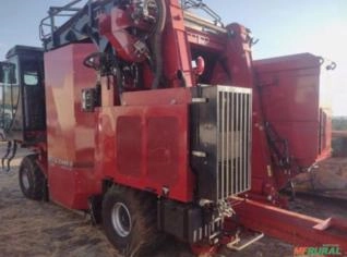 Colhedora Café Case 200 em Igarapé - MG