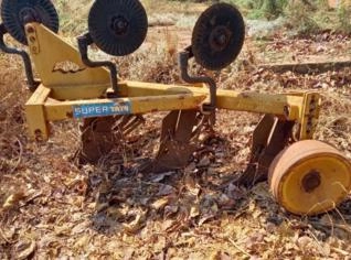 Arado Aivecas 3 Bacias Semi-novo - Pouco Uso