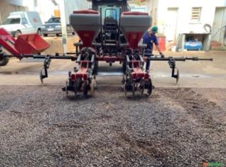 Sulcador e Cultivador Baldan com Marcador e Banqueta