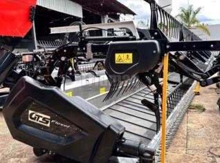 Plataforma GTS RXP 30 Pés - Colheitadeira em Uberlândia