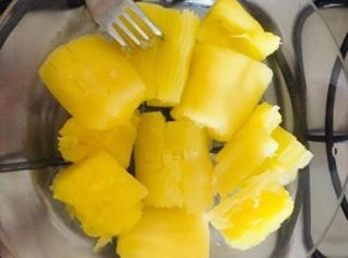 Mandioca Amarela Orgânica - Direto da Roça