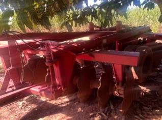 GRADE ARADORA TATU 16x32 à Venda em Penápolis - SP