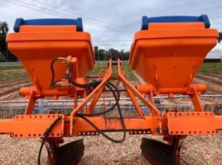 Sulcador e Adubador DMB - SP