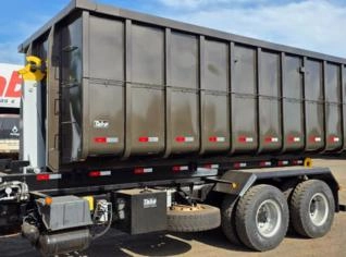 Equipamento Roll-On Roll-Off em Maringá