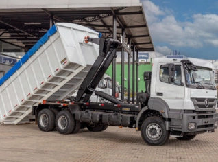 Roll-on Roll-off 25T Rodomavi com Torre Articulada