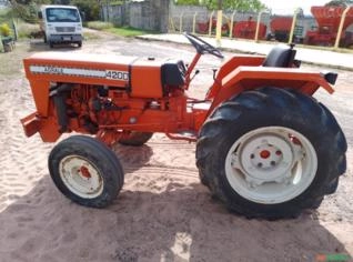 Trator Agrale 4200 - Ótimo Estado