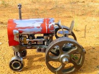 Miniatura Exclusiva de Trator - Unidade