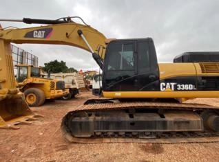 Escavadeira Caterpillar 336DL Ano 2015, 33,5T