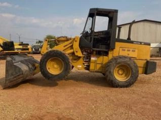 Carregadeira Komatsu WA180 - 2004