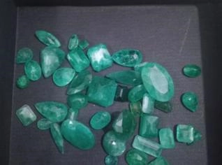 Lote de Esmeraldas 100 cts com ótimo preço