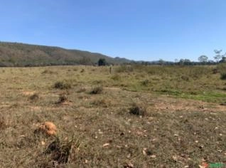 Fazenda à venda em Unaí-MG, 719 hectares restaurados