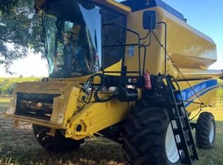 Colheitadeira New Holland TC5.90 - 2021 - 25 pés