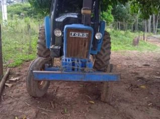 Trator Ford 6600 4x2 Cabinado ano 1984