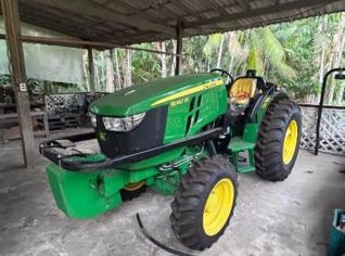 Trator John Deere 5060 E - Nunca usado - PA