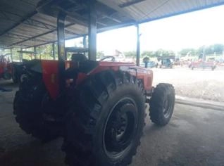 Trator MF 275 4x4 em Itirapina - SP