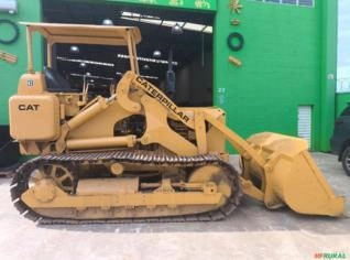Pá Carregadeira Caterpillar 1953 em Itapetininga