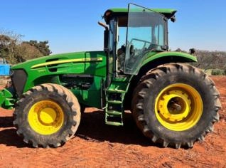 Trator John Deere 7210J - Cabinado