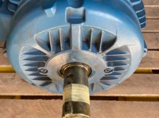 Motor Elétrico WEG 50 CV Trifásico 4 Polos