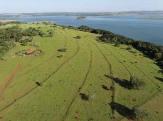 Fazenda à Venda em Avaré-SP com Represa Jurumirim