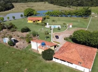 Sítio com 4,5 alqueires em Cesário Lange, SP