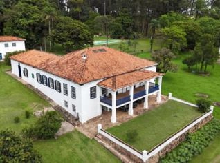 Fazenda Centenária à Venda em Angatuba-SP