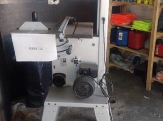 Serra Fita Makita 900W - Usada Apenas Uma Vez