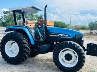 Trator New Holland TM 135 - Mogi das Cruzes